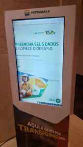 Aluguel de Totem Touch Screen GAMIFICAÇÃO E JOGOS FEIRAS E EVENTOS AGRO 2026- ALUGUEL DE PAINEL DE LED TVS 4K EM Show Rural Coopavel (Cascavel-Paraná 9 a 13 de Fevereiro de 2026