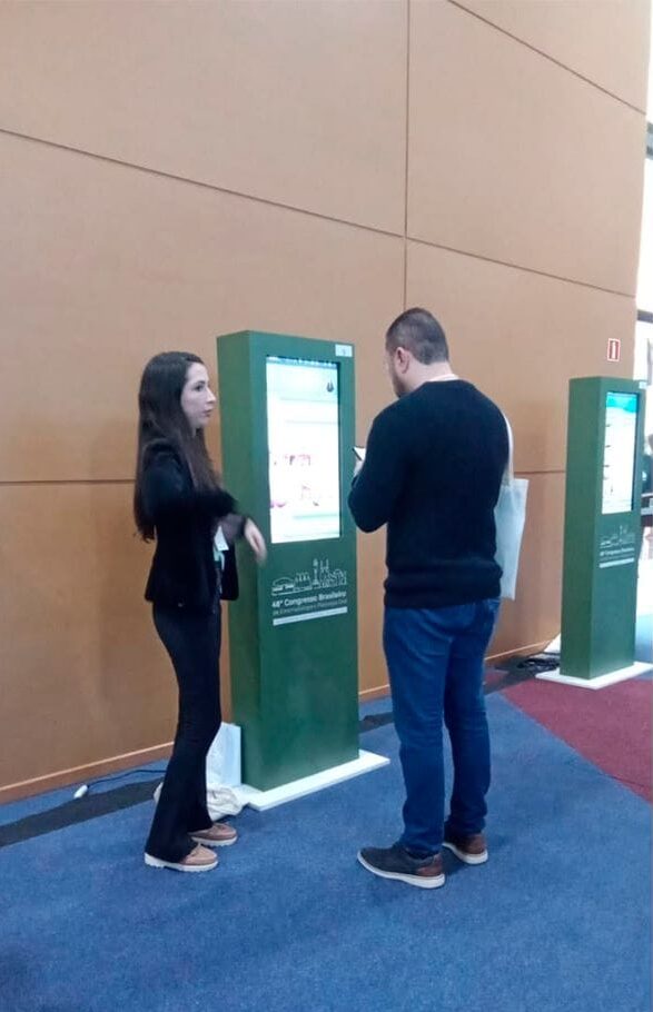 Locação de Totem Interativo, Credenciamento Digital e Painel de LED para a ABAV Expo 2026