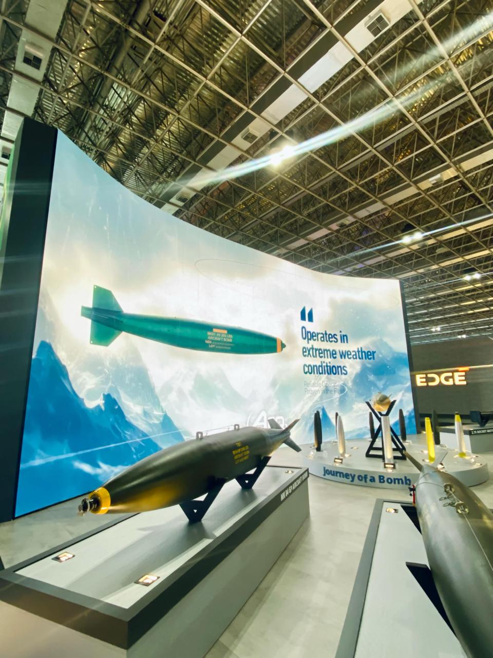 Totem Interativo, Painel de LED e TVs Profissionais para a FENATRAN 2026